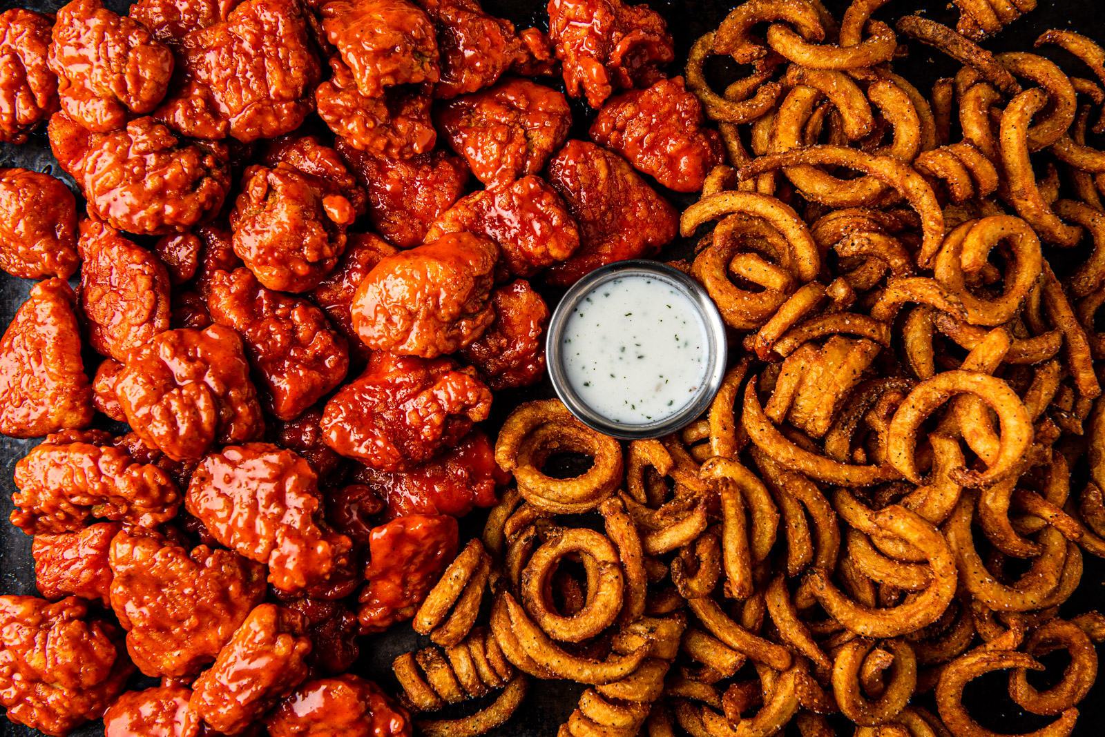 Just Wings: Party Style Just Wings: Party Style